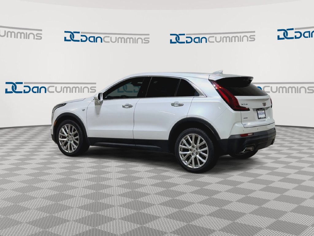 Used 2019 Cadillac XT4 Luxury w/ Cold Weather Package AWD/4WD image 7