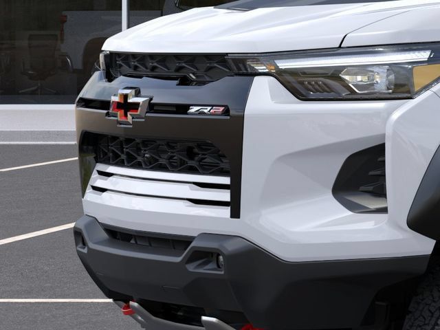 New 2026 Chevrolet Colorado ZR2 w/ Technology Package AWD/4WD image 13