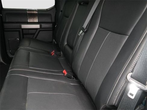 Used 2022 Ford F350 Lariat w/ Chrome Package image 6