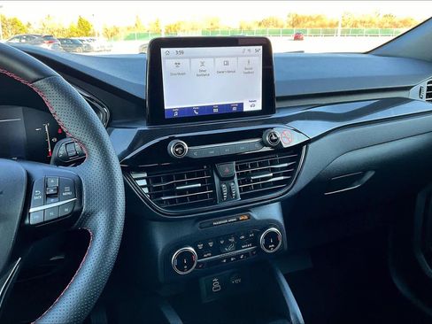 Used 2025 Ford Escape ST-Line Select image 7