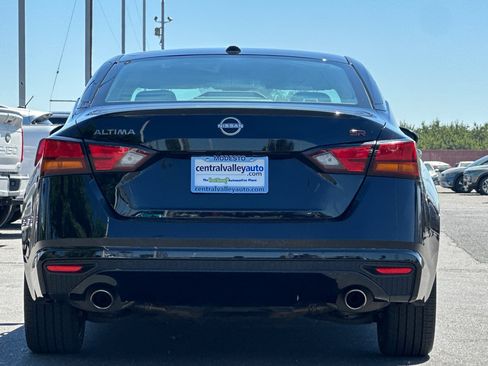 Certified 2024 Nissan Altima 2.5 SR FWD image 5