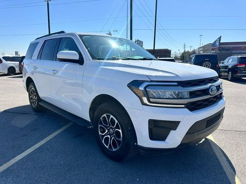 Used 2024 Ford Expedition XLT image 8