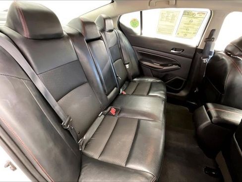Used 2023 Nissan Altima 2.5 SR image 18