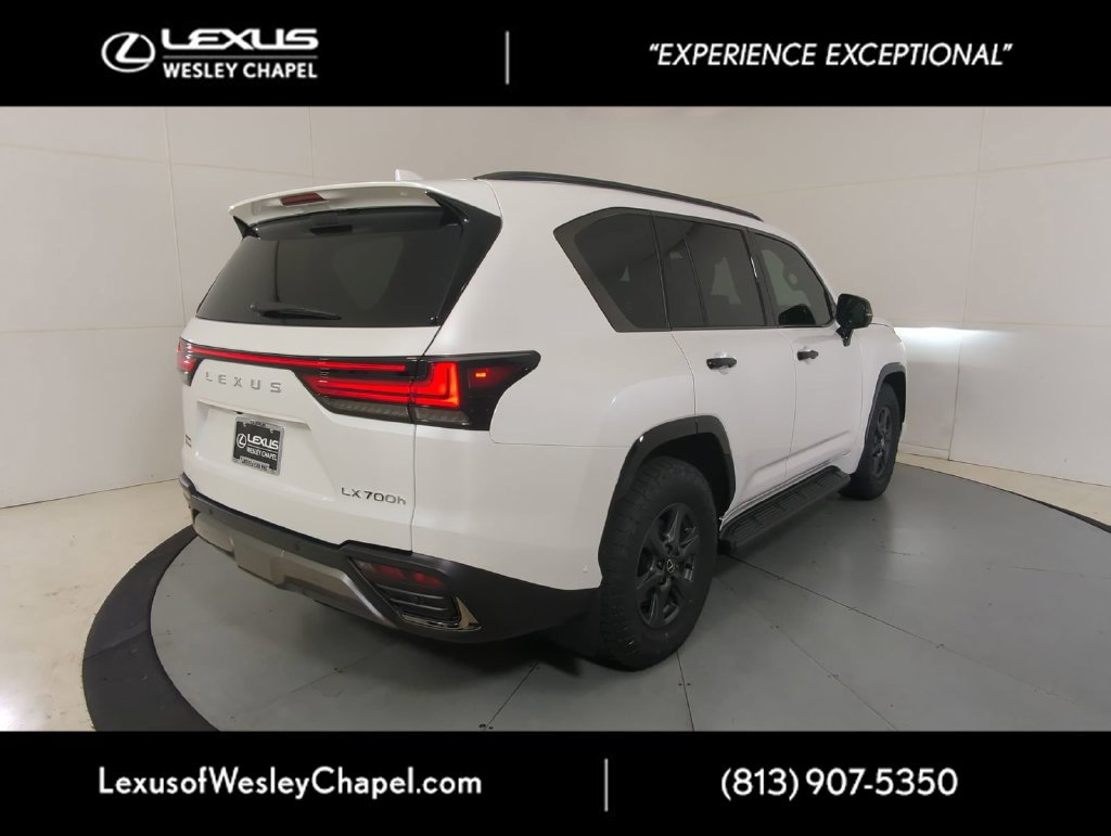 Used 2025 Lexus LX 700h Overtrail AWD/4WD image 3