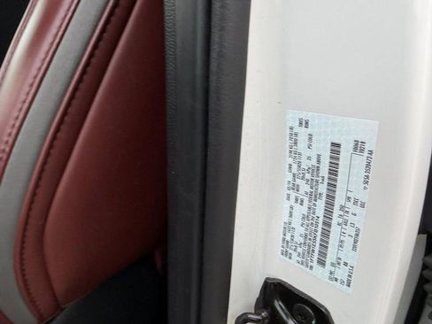 Used 2019 Ford F150 Platinum w/ Equipment Group 701A Luxury image 22