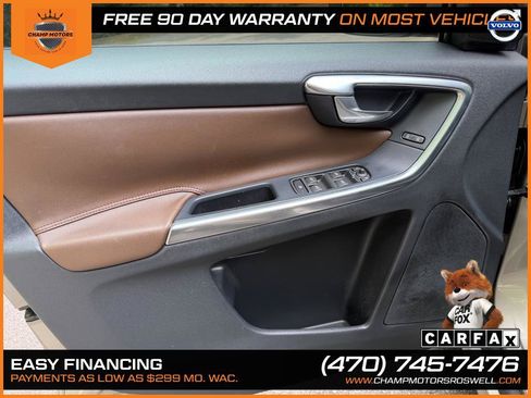 Used 2015 Volvo XC60 T5 Premier w/ Proximity Package FWD image 18