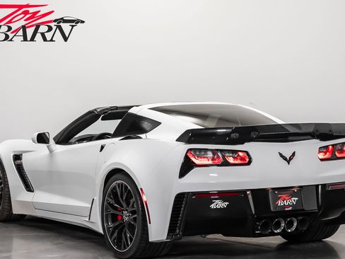 Used 2016 Chevrolet Corvette Z06 image 3