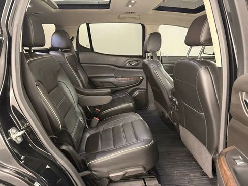 Used 2022 GMC Acadia Denali w/ Black Diamond Edition image 14