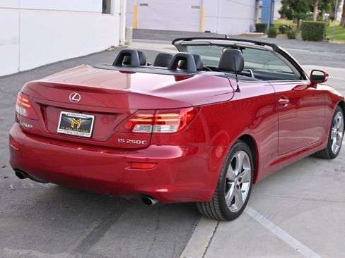 Used 2010 Lexus IS 250C RWD image 7