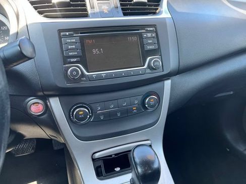 Used 2015 Nissan Sentra SV FWD image 23