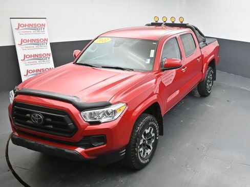 Used 2022 Toyota Tacoma SR image 29