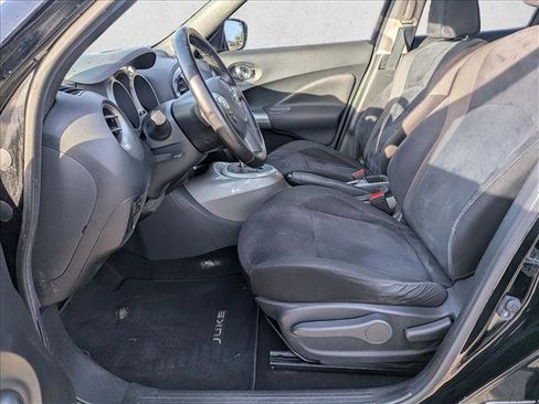 Used 2016 Nissan Juke SV image 20