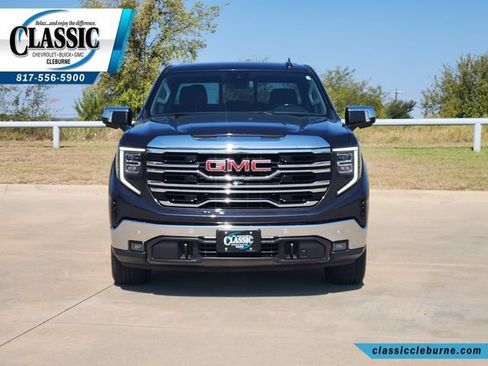 Used 2024 GMC Sierra 1500 SLT AWD/4WD image 5