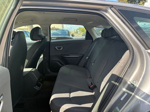 Used 2025 Kia K4 LXS image 24