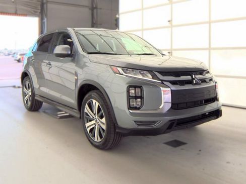 Used 2024 Mitsubishi Outlander Sport SE AWD/4WD image 4
