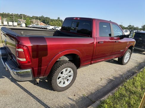 Used 2022 RAM 2500 Laramie AWD/4WD image 10