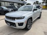 Used 2022 Jeep Grand Cherokee L Overland image 2