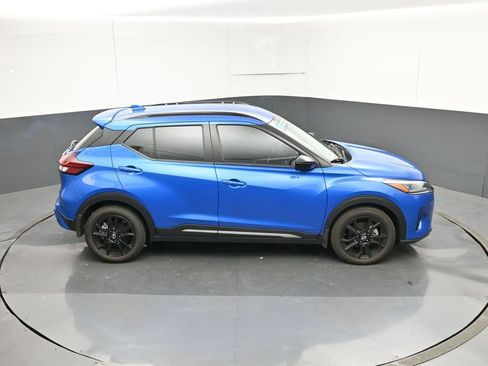 Used 2023 Nissan Kicks SR image 53
