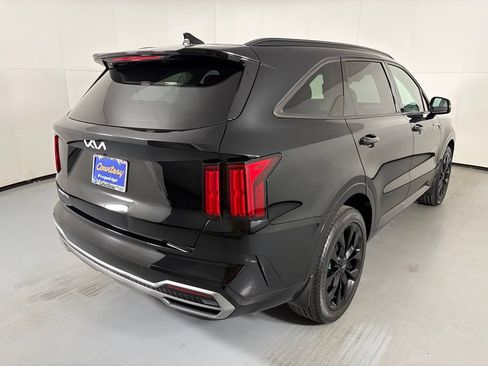 Used 2023 Kia Sorento SX FWD image 8