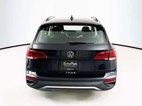 Used 2023 Volkswagen Taos S FWD image 7