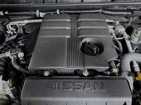 Certified 2025 Nissan Frontier SV w/ SV Convenience Package image 33