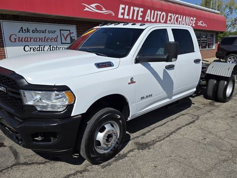 Used 2022 RAM 3500 Tradesman w/ Max Tow Package image 1