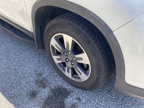 Used 2018 Honda Ridgeline RTL image 17