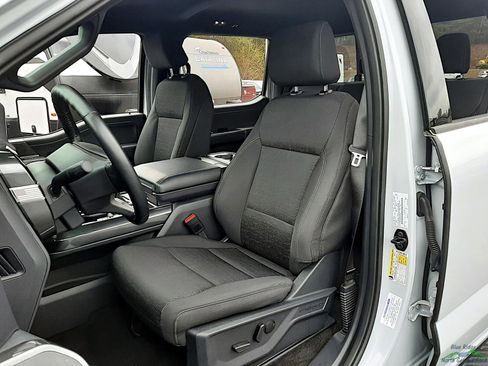 Used 2022 Ford F150 XLT w/ Equipment Group 302A High image 11