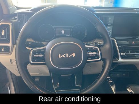 Used 2022 Kia Sorento S AWD/4WD image 6