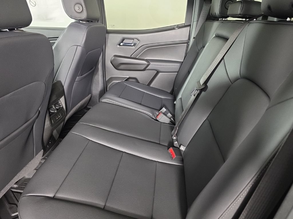 New 2026 Chevrolet Colorado LT w/ LT Convenience Package AWD/4WD image 24