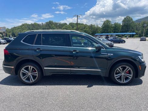 Used 2018 Volkswagen Tiguan SEL w/ R-Line Package FWD image 7