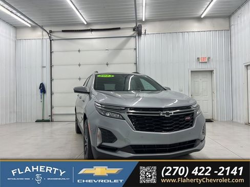 Used 2023 Chevrolet Equinox RS w/ LPO, Floor Liner Package FWD image 1