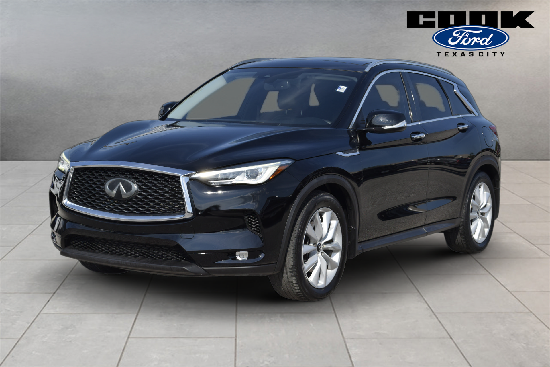 Used 2019 INFINITI QX50 Luxe w/ Cargo Package AWD/4WD image 1