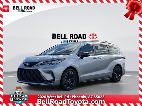 Certified 2023 Toyota Sienna XSE image 1