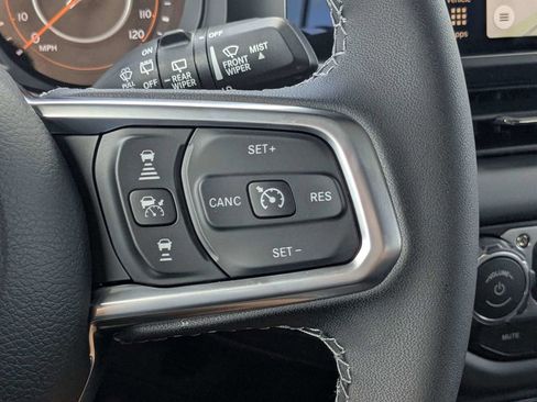 New 2026 Jeep Wrangler Unlimited Sahara AWD/4WD image 24
