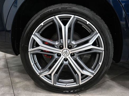 Used 2023 Maserati Levante GT AWD/4WD image 34