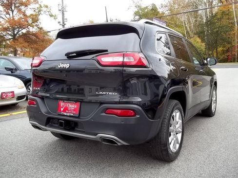Used 2016 Jeep Cherokee Limited w/ Trailer Tow Group AWD/4WD image 3