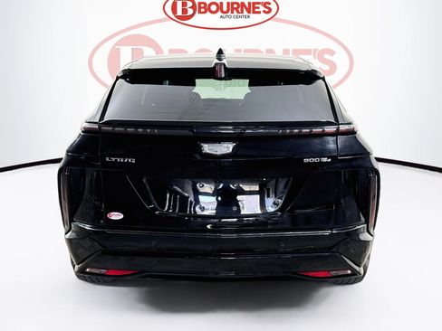 Used 2024 Cadillac Lyriq Sport w/ LPO, Floor Liner Package AWD/4WD image 10
