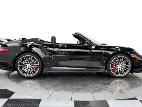 Used 2017 Porsche 911 4 Cabriolet AWD/4WD image 41