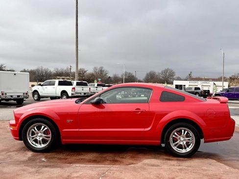 Used 2006 Ford Mustang GT Premium image 5