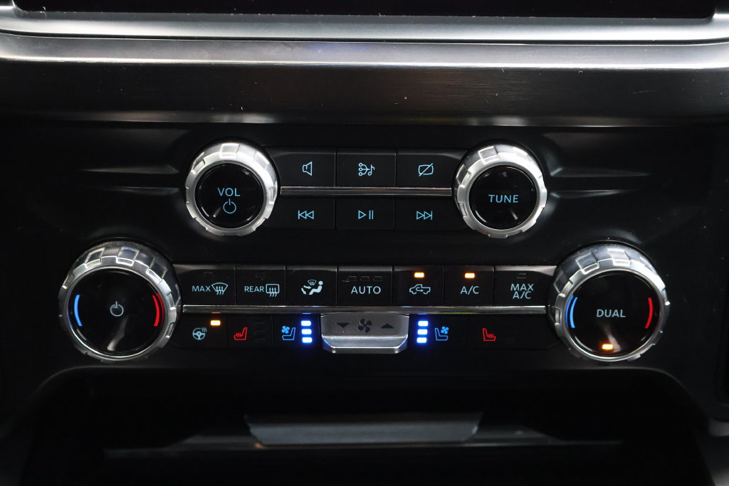 Used 2023 Ford F250 Lariat w/ Sport Appearance Package AWD/4WD image 20