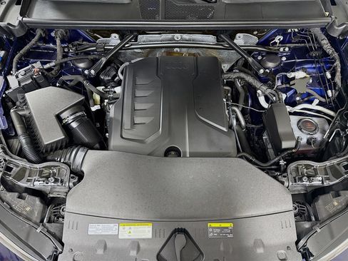 Certified 2025 Audi Q5 2.0T Premium w/ Convenience Package image 30