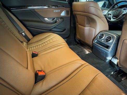 Used 2020 Mercedes-Benz S 560 Sedan image 61