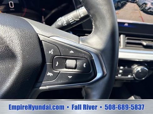 Used 2025 Chevrolet Trax LT w/ Driver Confidence Package FWD image 27