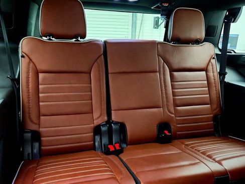 Used 2023 GMC Yukon Denali Ultimate image 25