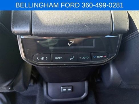Used 2024 Toyota Highlander XLE image 38