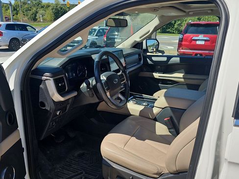 Used 2022 Ford Expedition Max XLT AWD/4WD image 17