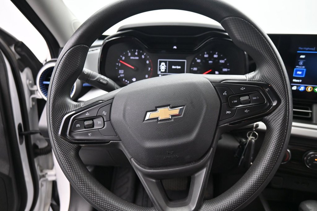 Used 2024 Chevrolet Trax LS FWD image 20