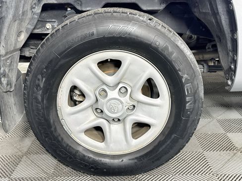 Used 2019 Toyota Tundra SR5 RWD image 30