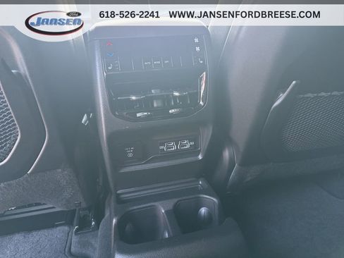 Used 2025 Jeep Grand Cherokee L Limited w/ Black Appearance Package AWD/4WD image 29
